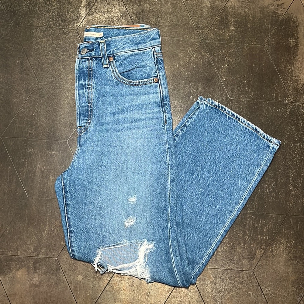 Levi’s Ribcage Straight Ankle